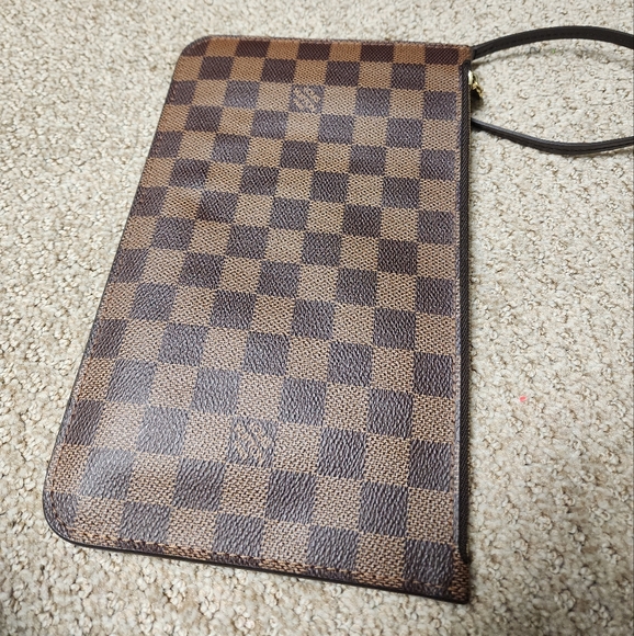 Louis Vuitton Clutch ( from mm neverfull) - Picture 1 of 7